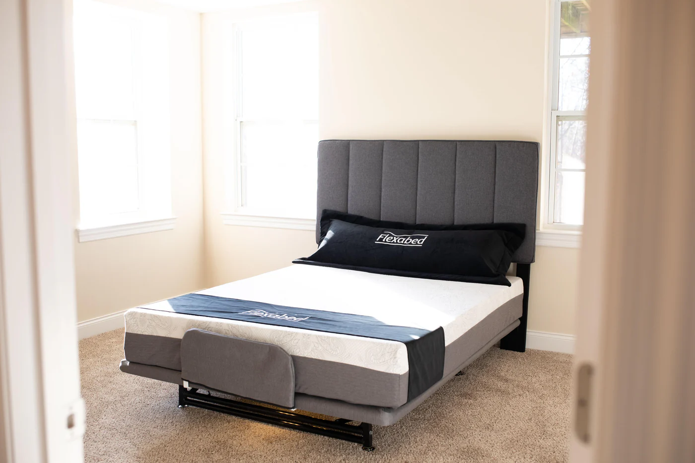 Los Angeles Flexabed Hi-Low SL adjustable bed in bedroom setting