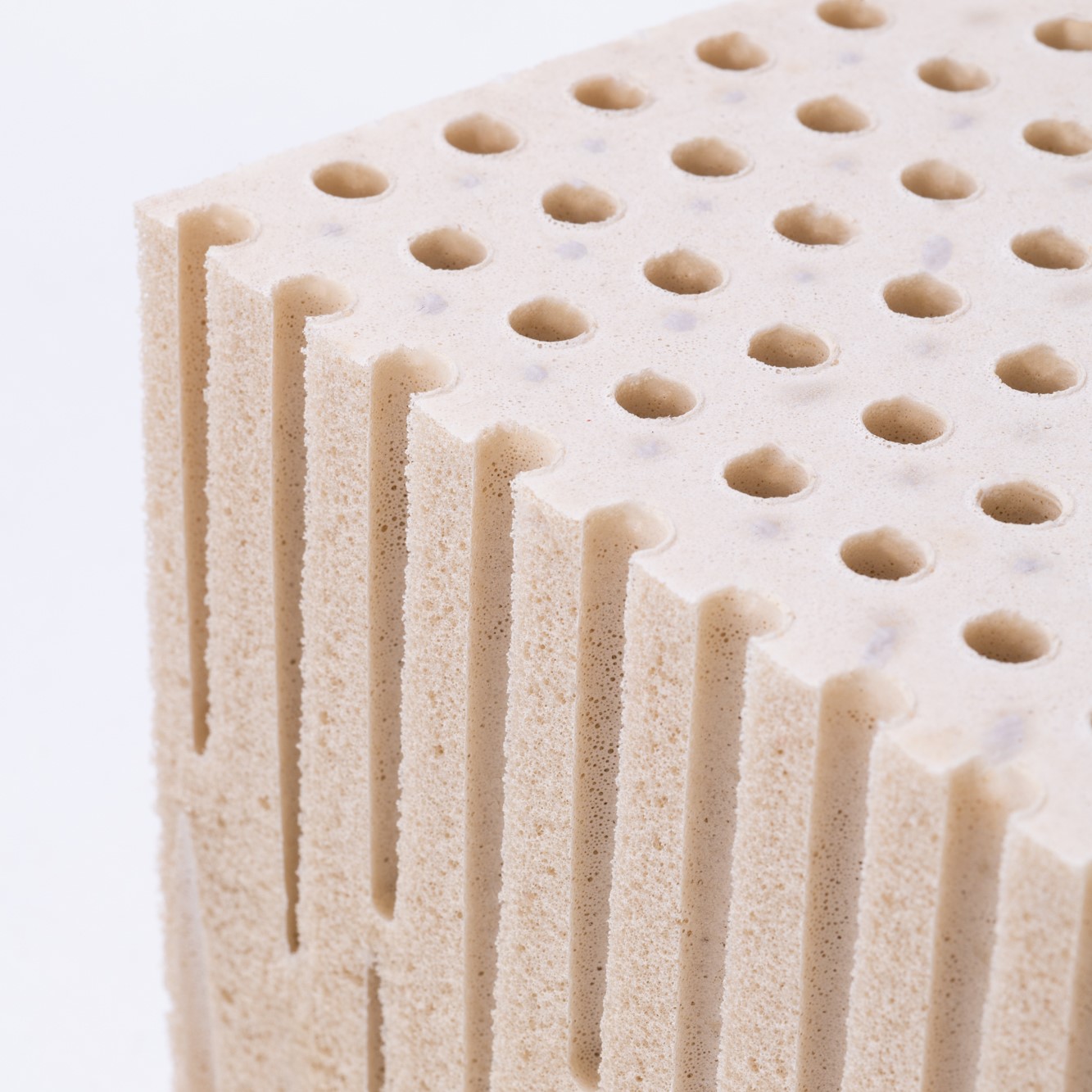 Los Angeles Natural Mattresses are made from cotton wool and organic latex